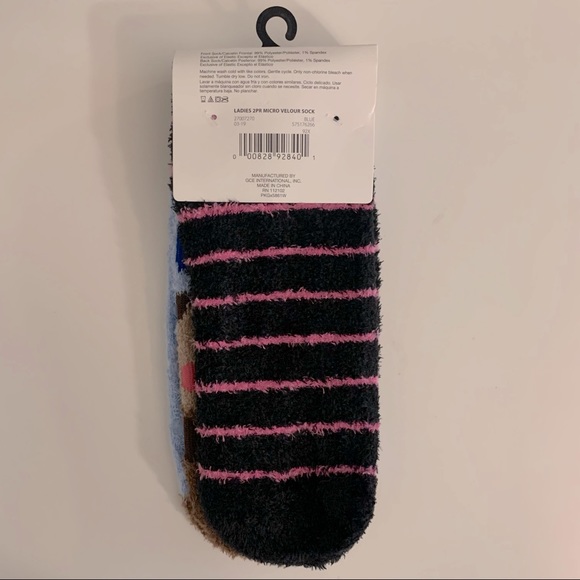SOLD NWT Fuzzy Slipper Socks (2 pair) - Picture 2 of 3